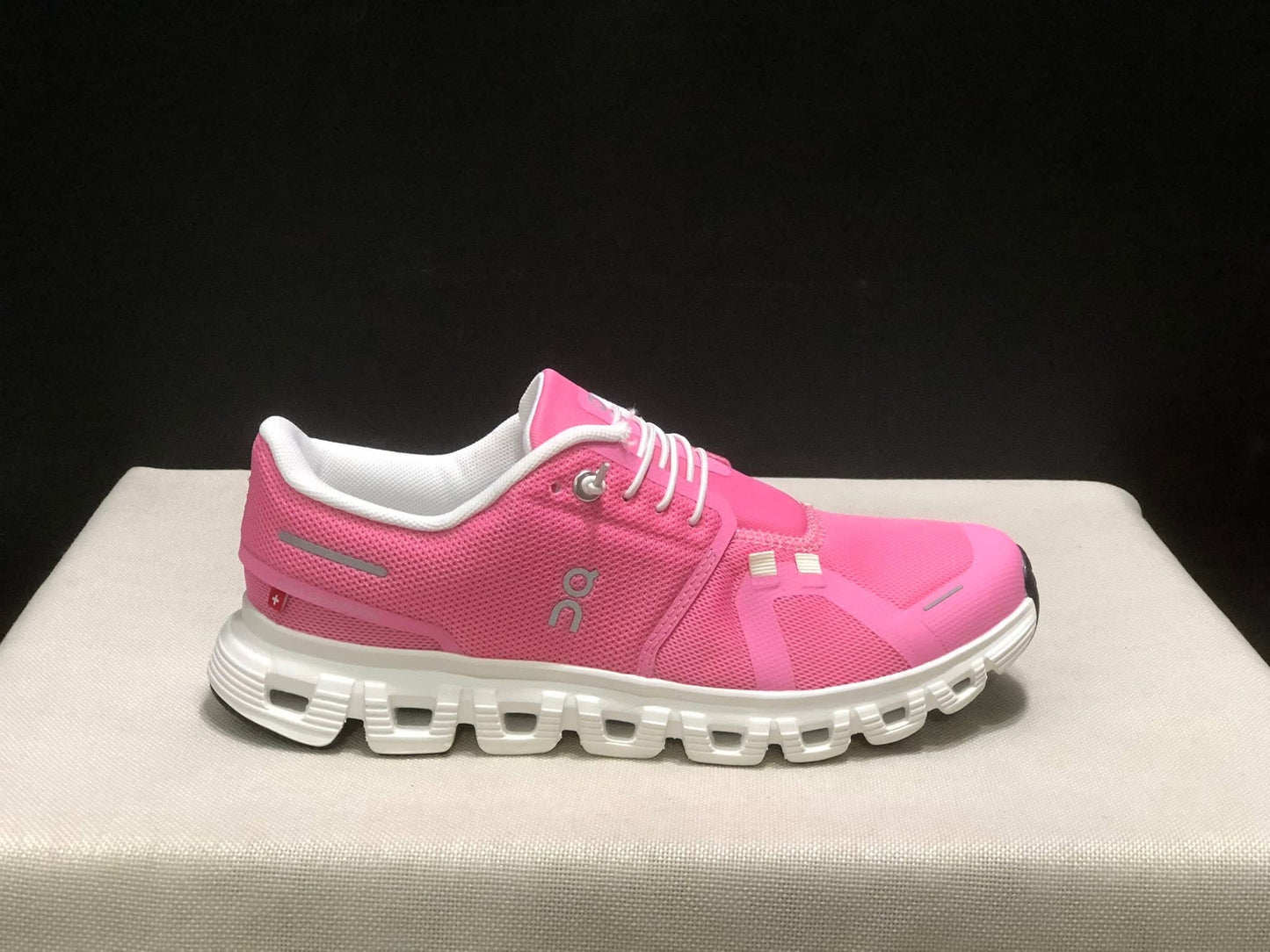 CLOUD 6 SNEAKERS